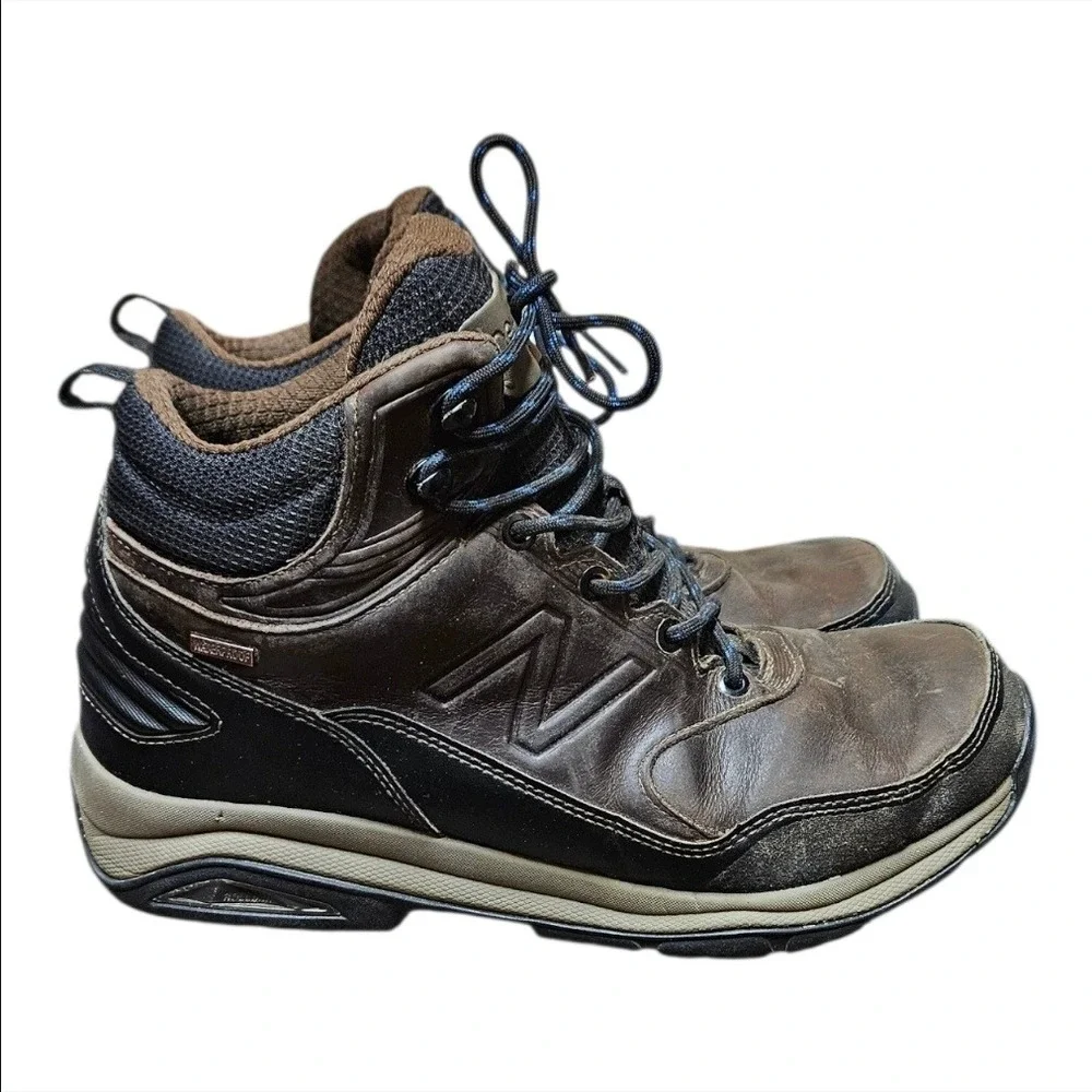 New Balance Waterproof Trail Hiking‎ Boots Men's Size 9.5 Brown Leather MW1400DB